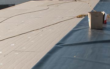 disadvantages of Poles Hole flat roof insulation